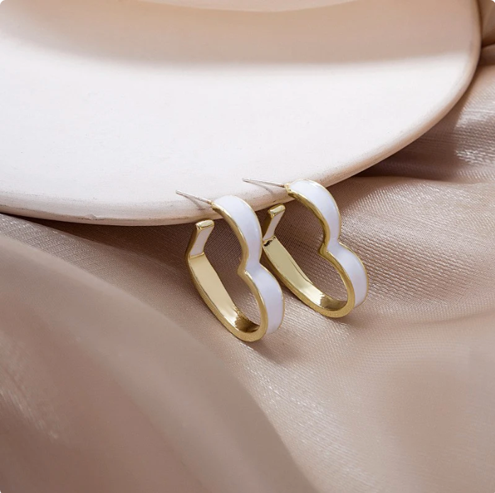 New oil drop heart earrings
