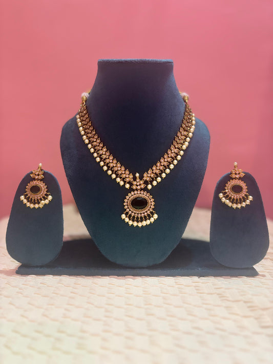 Premium Green Stone Pearl Necklace with Earings