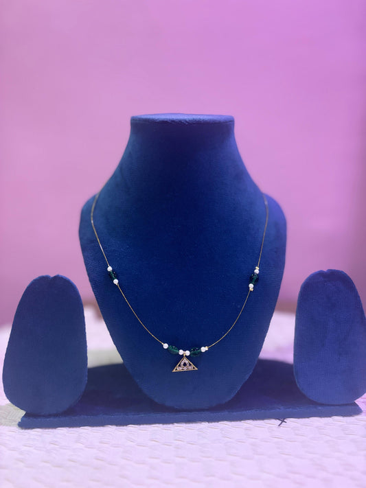 Invisible Premium Neckpiece with Green-white