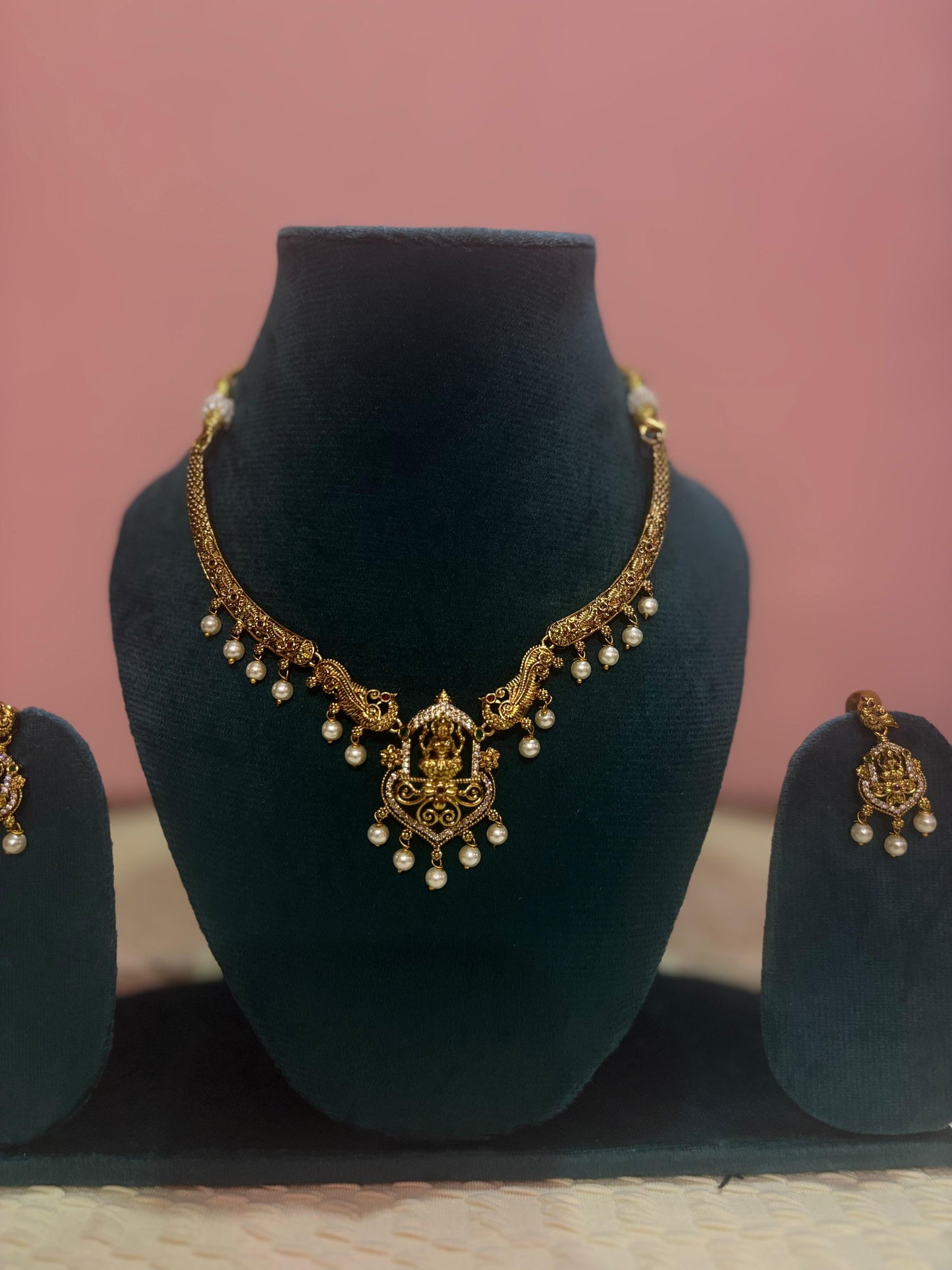 Premium Imitation Lakshmi Pearl Necklace with Lakshmi Earings